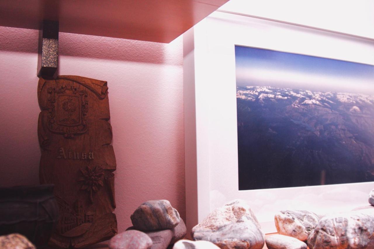 Apartamento Vista Al Ara Ainsa Bagian luar foto