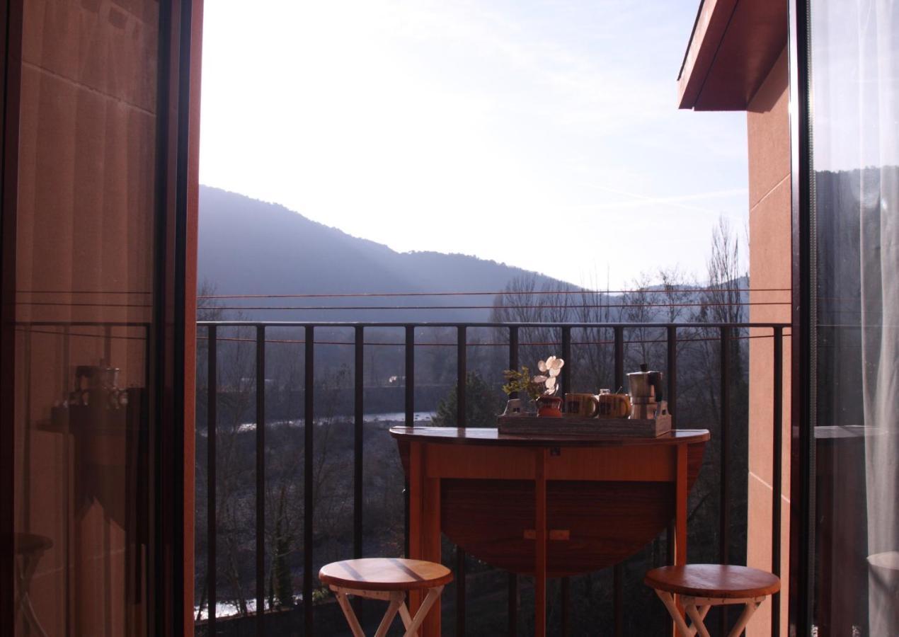 Apartamento Vista Al Ara Ainsa Bagian luar foto