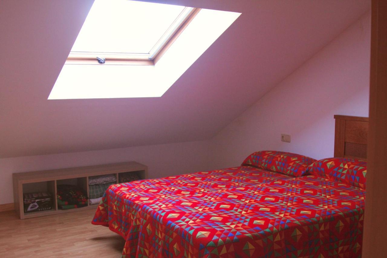 Apartamento Vista Al Ara Ainsa Bagian luar foto