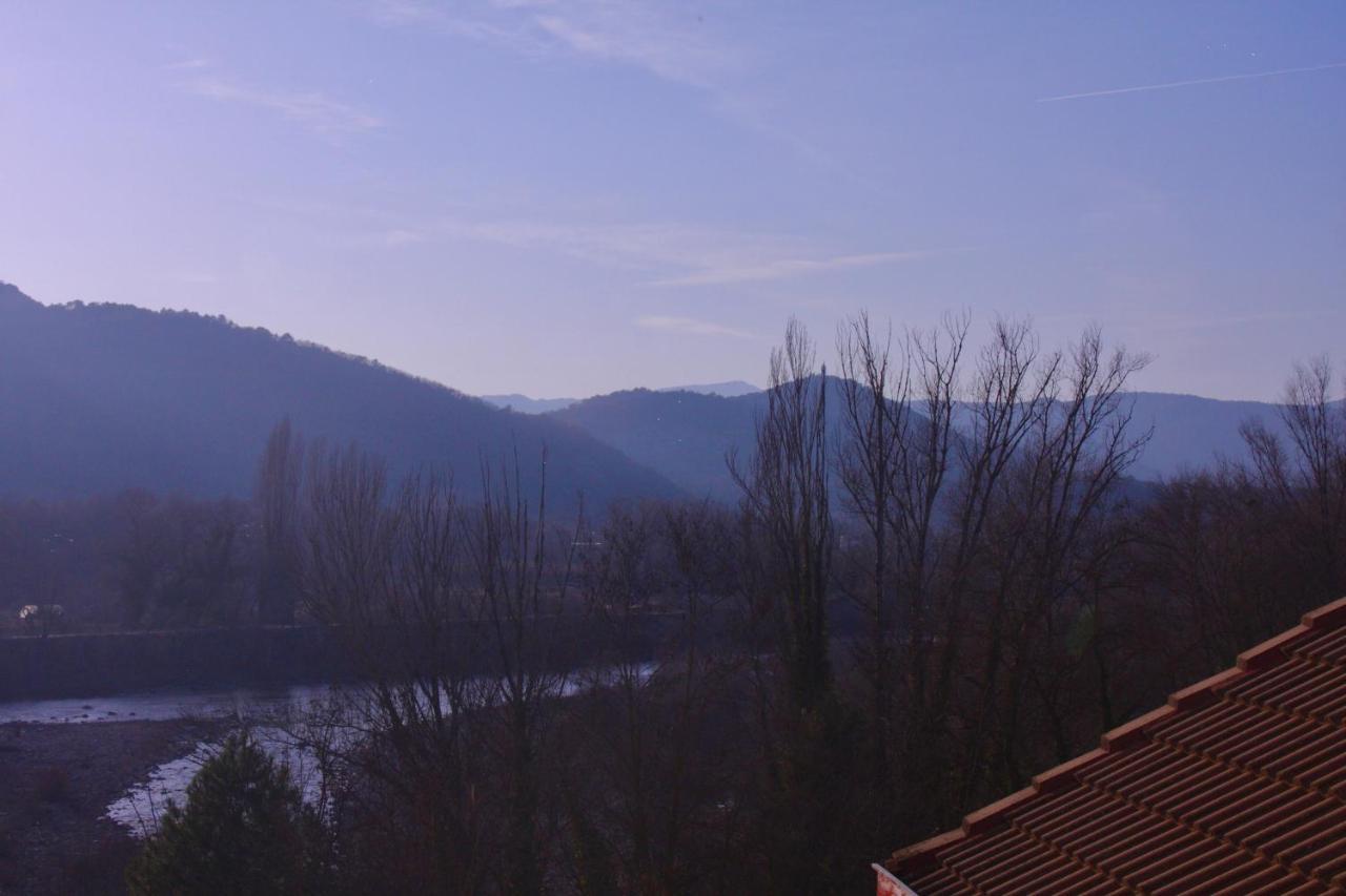 Apartamento Vista Al Ara Ainsa Bagian luar foto